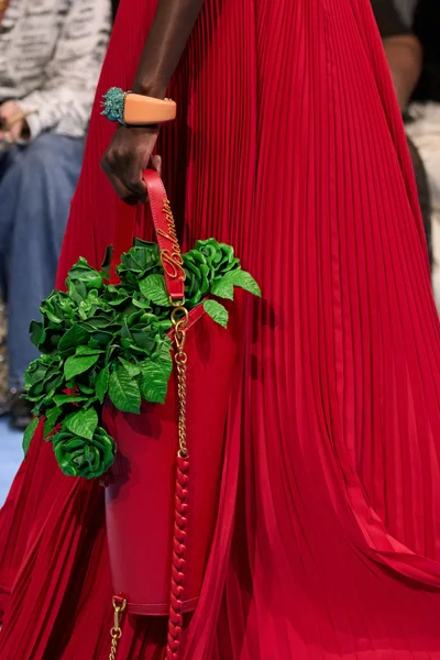Look 35